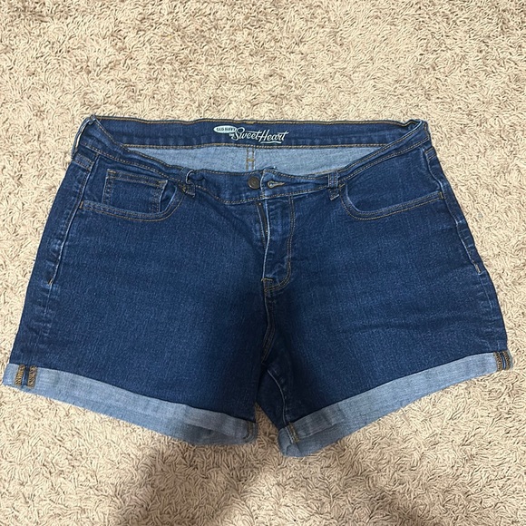 Old Navy Dark denim shorts - Picture 1 of 3